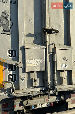 Самосвал DAF XF 105 2009 в 