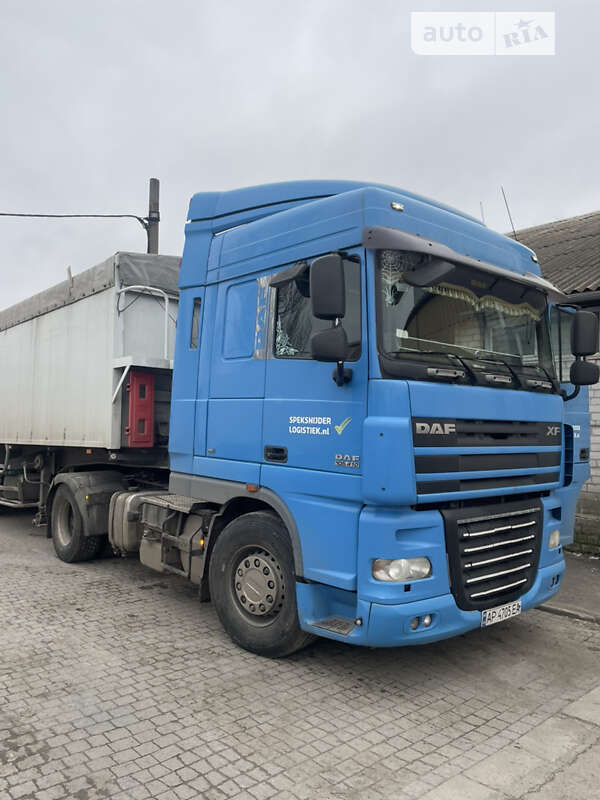 Тягач DAF XF 105 2010 в Запорожье