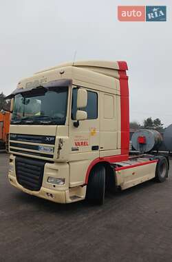 Тягач DAF XF 105 2006 в Львове