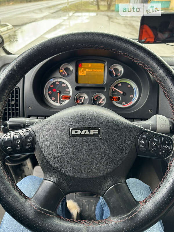 Тягач DAF XF 105 2013 в Славуті