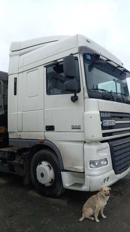 Зерновоз DAF XF 105 2011 в 