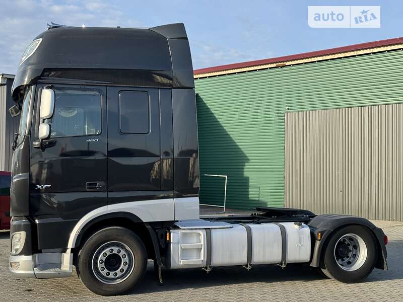 Тягач DAF XF 105 2019 в Хусті