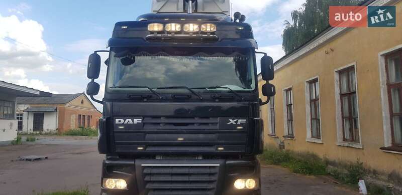 Зерновоз DAF XF 105 2010 в Сновске