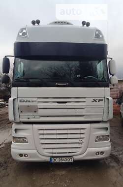 Тягач DAF XF 105 2012 в Ужгороде
