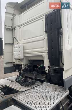 Тягач DAF XF 105 2011 в 