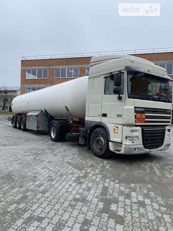 Тягач DAF XF 105 2008 в Киеве