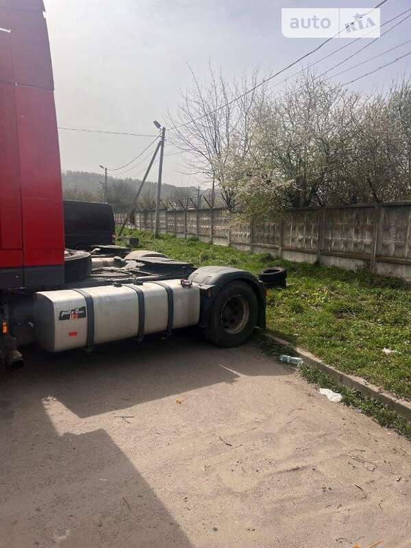 Тягач DAF XF 105 2013 в Львове