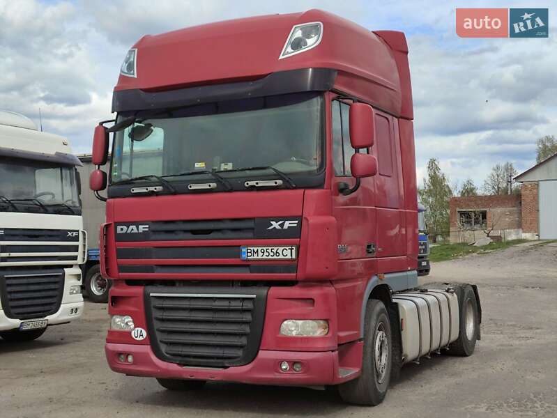 Тягач DAF XF 105 2009 в Шостке