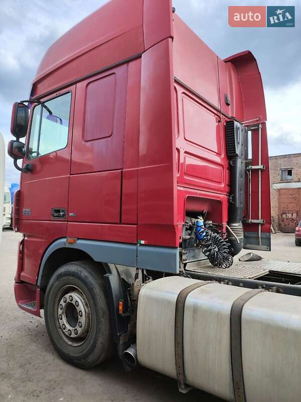 Тягач DAF XF 105 2009 в Шостке