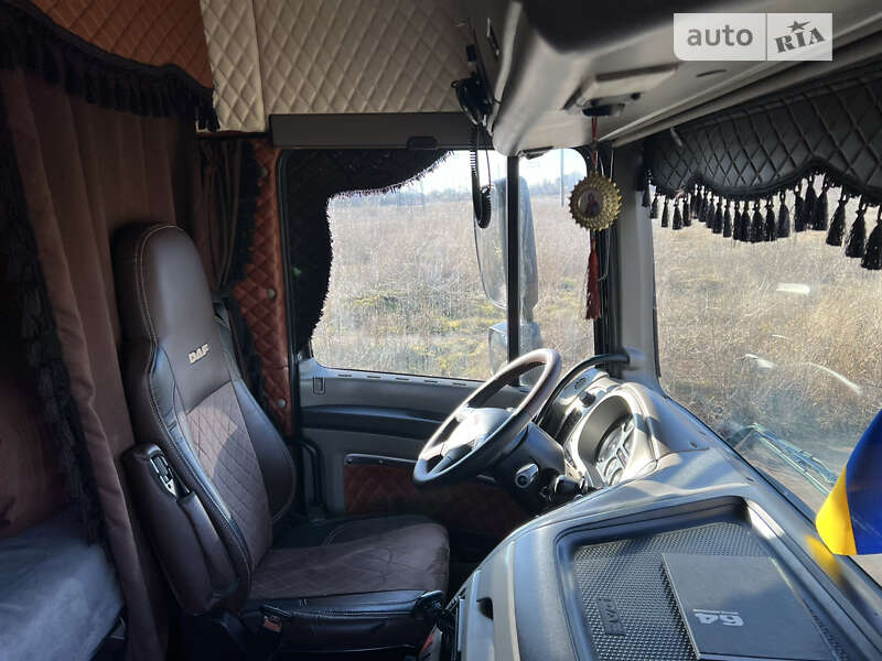 Тягач DAF XF 105 2011 в Одессе