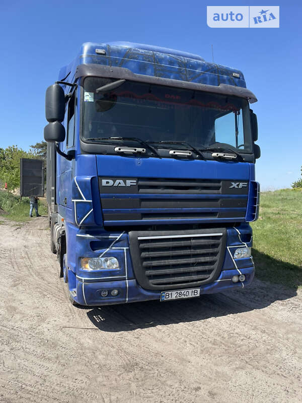 Тягач DAF XF 105 2008 в Полтаве