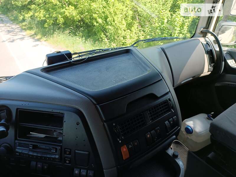 Тентованый DAF XF 105 2011 в Львове