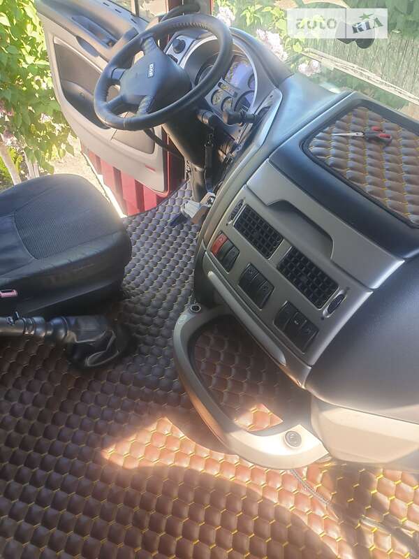 Тягач DAF XF 105 2012 в Хмельницком