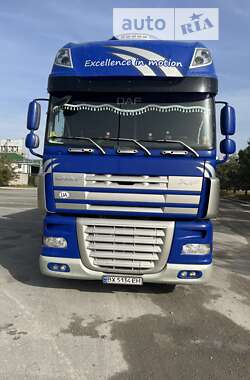 Тягач DAF XF 105 2010 в Чемеровцах