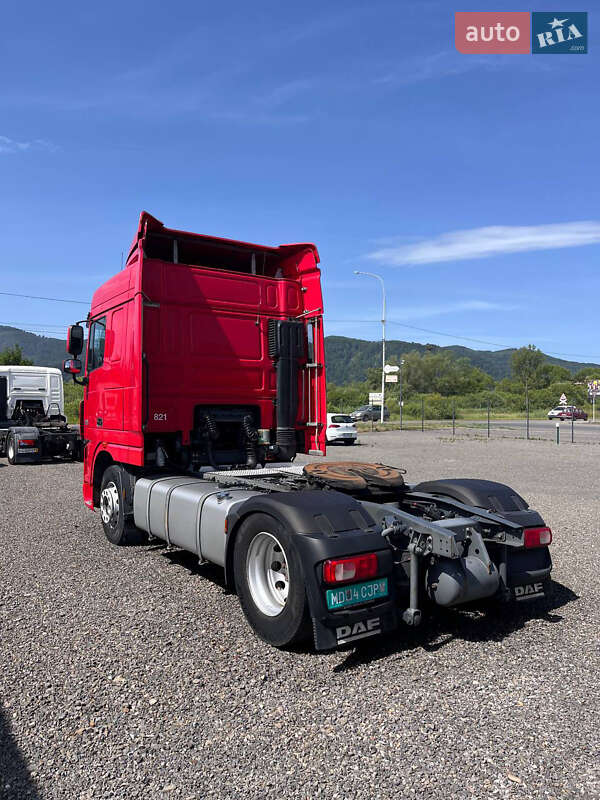 Тягач DAF XF 105 2012 в Хусте