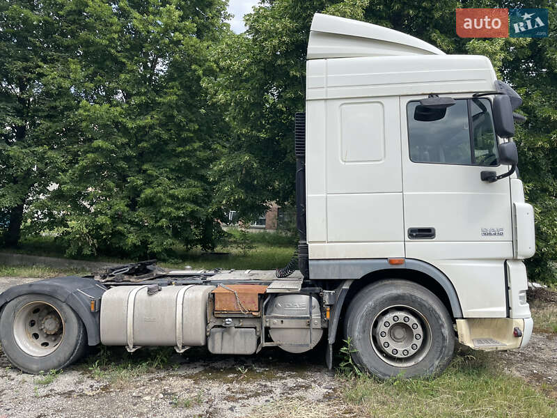 Тягач DAF XF 105 2011 в Волочиську