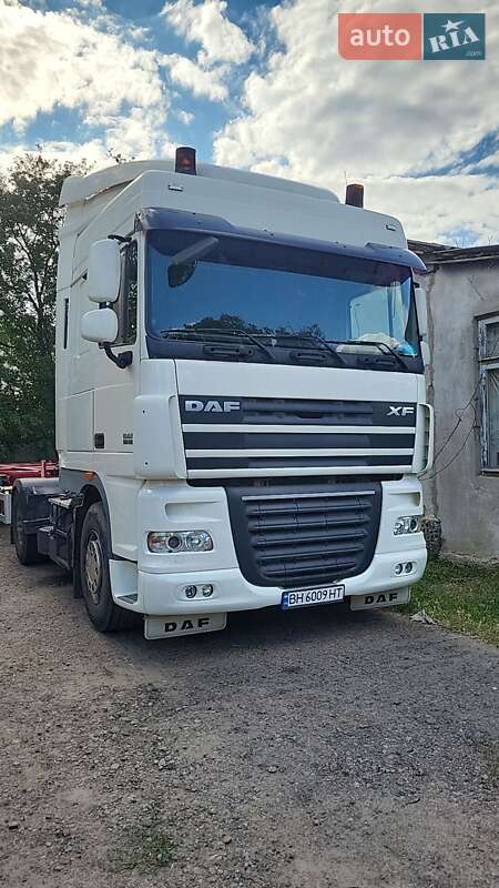 Тягач DAF XF 105 2011 в Одессе