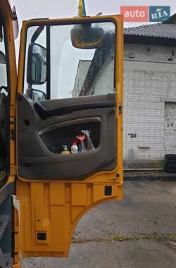 Тентований DAF XF 105 2007 в 