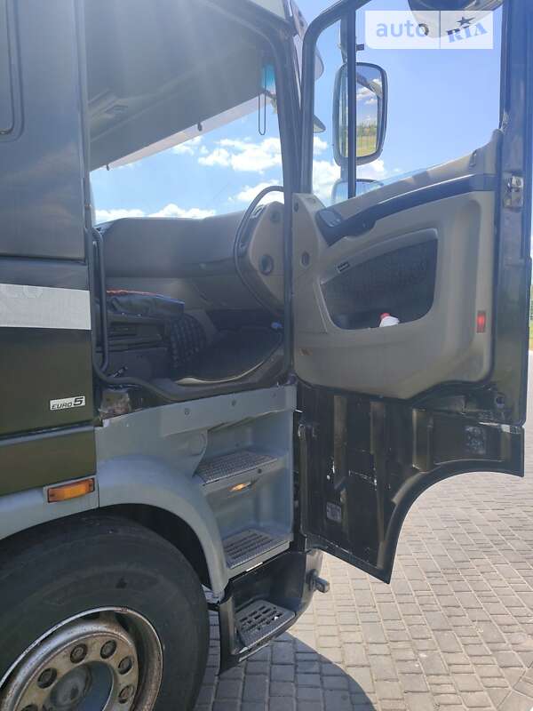 Тягач DAF XF 105 2007 в Одессе