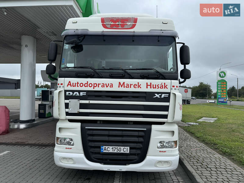 Тягач DAF XF 105 2011 в 