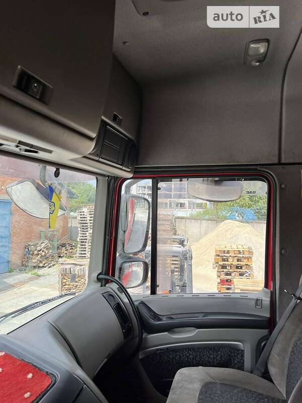 Тягач DAF XF 105 2008 в Чернівцях