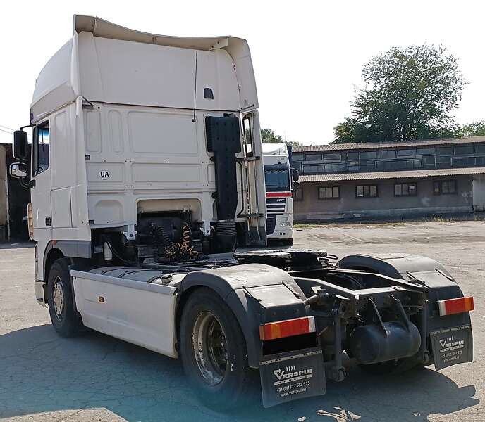 Тягач DAF XF 105 2009 в Запоріжжі