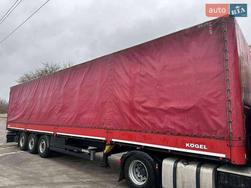 Тягач DAF XF 105 2013 в Ровно