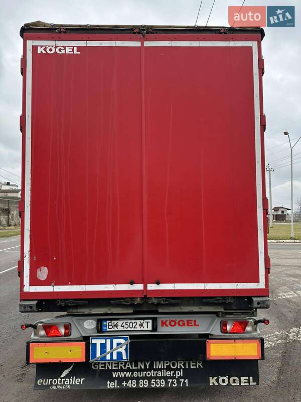 Тягач DAF XF 105 2013 в Ровно