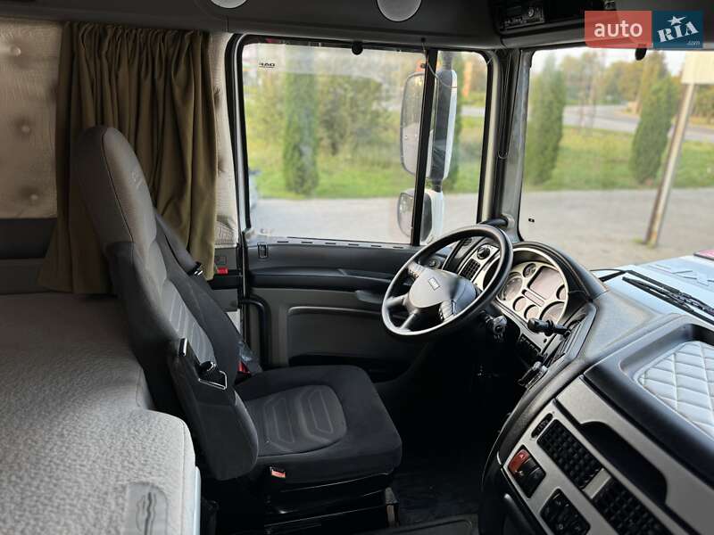 Тягач DAF XF 105 2013 в Дубні