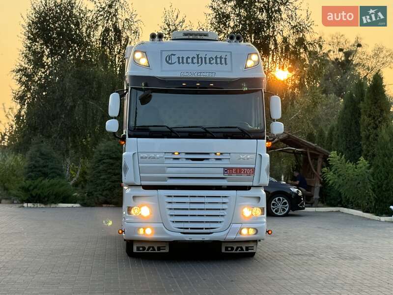 Тягач DAF XF 105 2013 в Дубні
