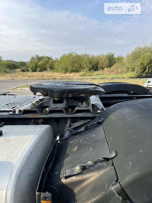 Тягач DAF XF 105 2011 в Умани