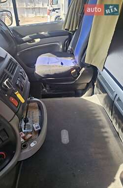 Тягач DAF XF 105 2011 в 