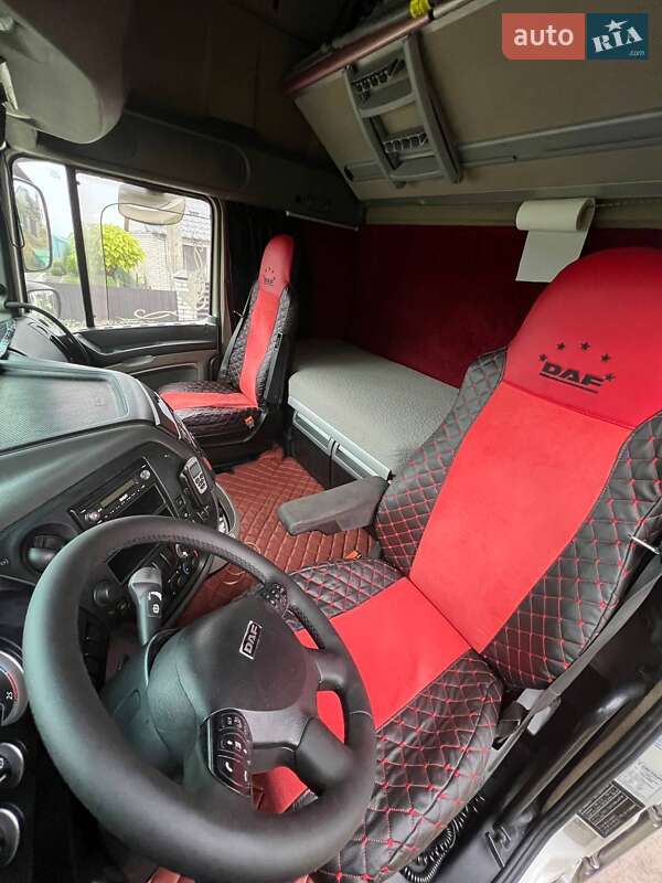 Тягач DAF XF 105 2011 в Луцке