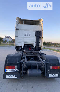 Тягач DAF XF 105 2012 в 
