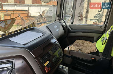 Самосвал DAF XF 105 2009 в 