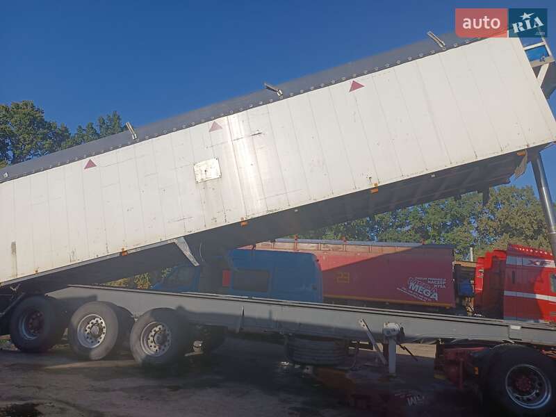 Тягач DAF XF 105 2007 в Заводском