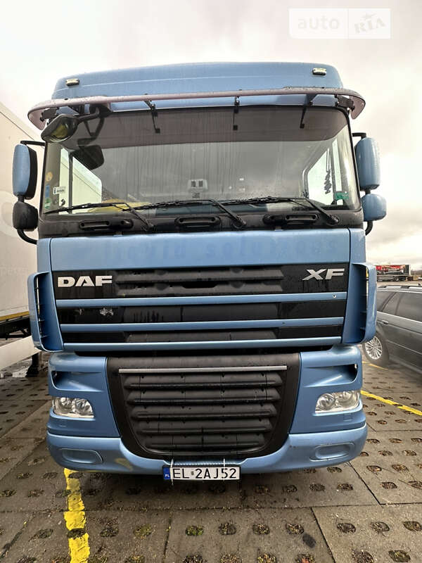 Тягач DAF XF 105 2013 в Ирпене