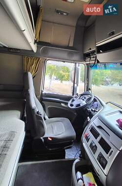 Тягач DAF XF 105 2012 в 