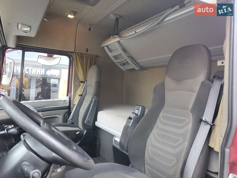 Тягач DAF XF 105 2012 в Ровно