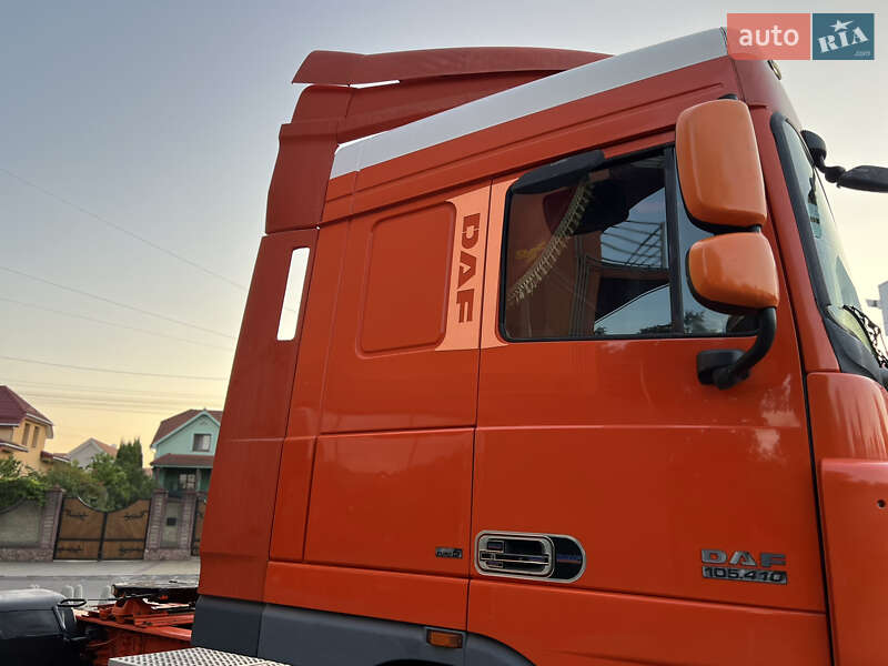 Тягач DAF XF 105 2007 в Ровно
