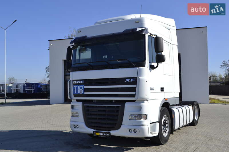 Тягач DAF XF 105 2012 в Хусте