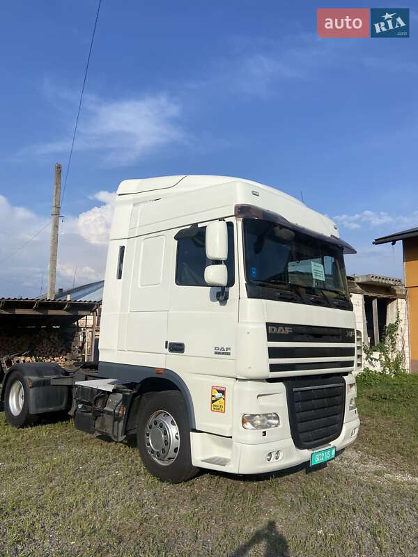 Тягач DAF XF 105 2013 в Хусте