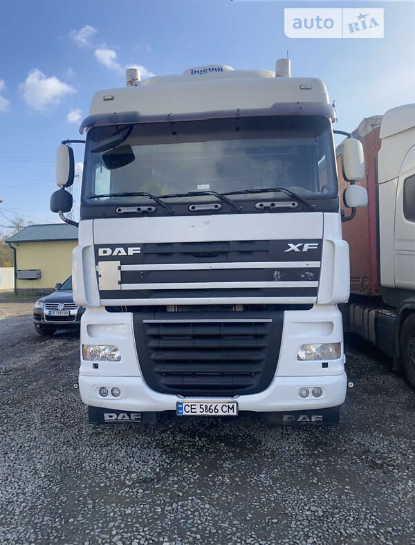 Тягач DAF XF 105 2007 в Чернівцях