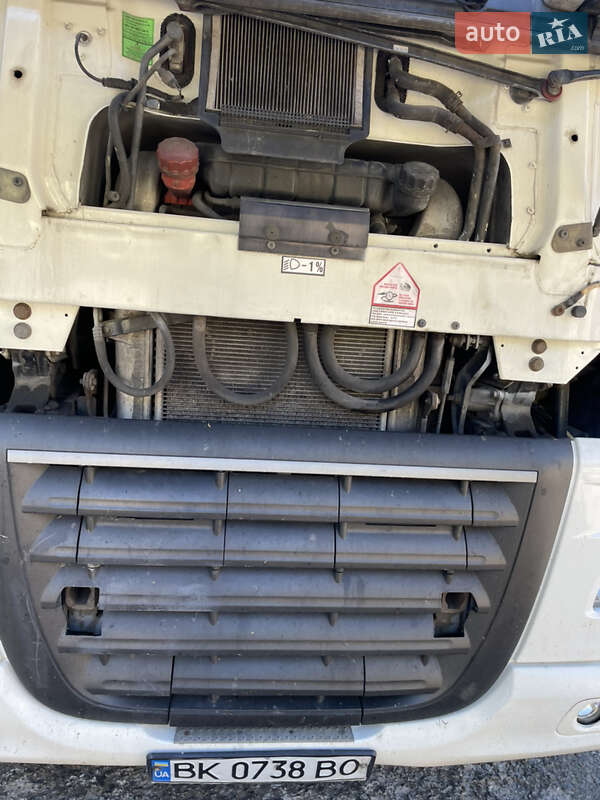 Тягач DAF XF 105 2008 в Ровно