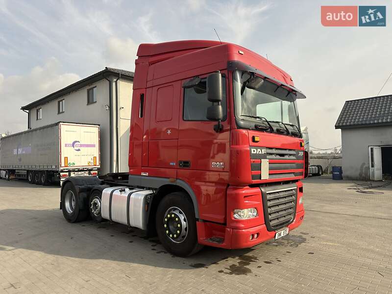 Тягач DAF XF 105 2013 в Тячеве