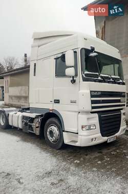 Тягач DAF XF 105 2011 в Чернівцях