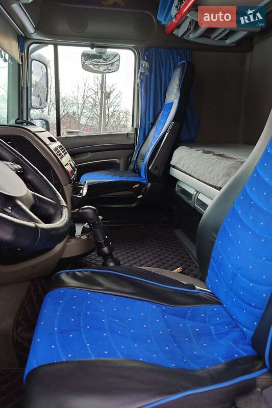 Тягач DAF XF 105 2010 в Черновцах