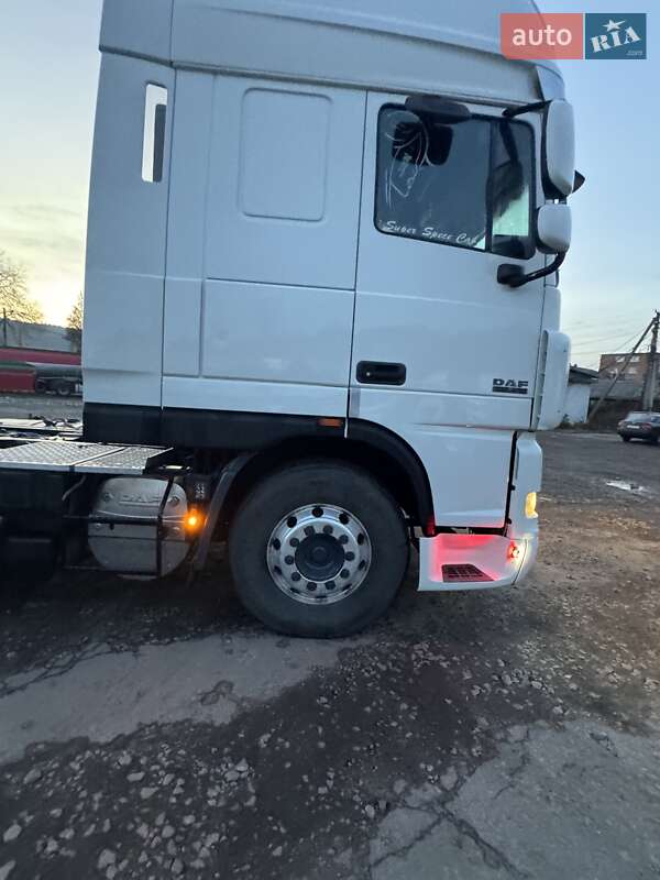 Тягач DAF XF 105 2007 в Могилев-Подольске