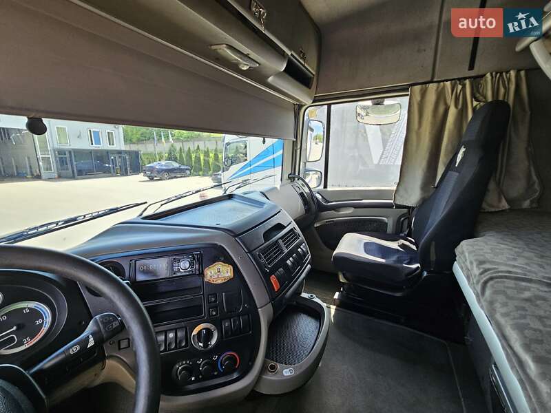 Тягач DAF XF 105 2007 в Черновцах