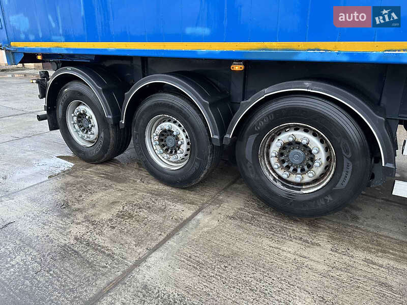 Самосвал DAF XF 105 2010 в Сарнах